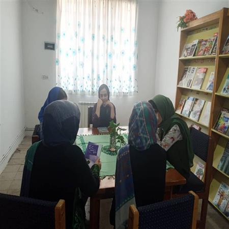 نشست کتابخوان در کتابخانه عمومی شهدای آلاشت (1401)