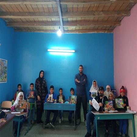 بازدید از مدارس روستایی  و ایستگاه نقاشی به مناسبت هفته کتاب و  کتابخوانی (1401)